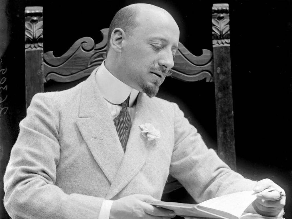 Gabriele D'Annunzio Gabriele D'Annunzio